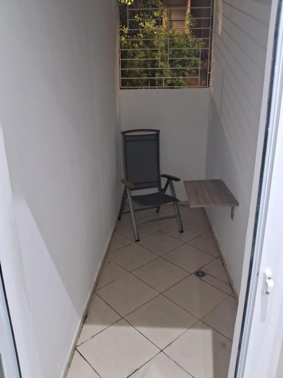 Lotfi Adraoui Apartment